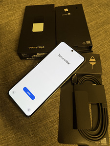 Samsung Galaxy Flip5 256GB (7 foto / 7)