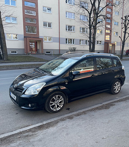 Toyota Corolla Verso (1 foto / 12)