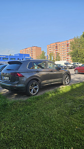 Volkswagen Tiguan 2.0 110kw (2 foto / 7)