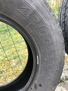 Bridgestone suverehvid 225/75/R16 (3 foto / 3)