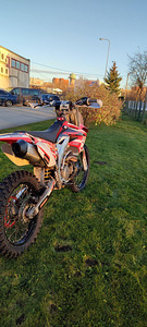 Honda CRF 450 (7 foto / 8)