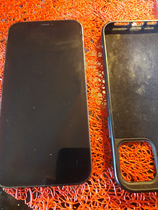 iPhone 12 pro (2 фото из 3)