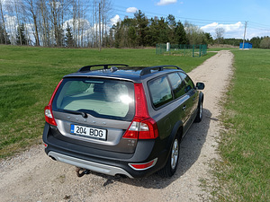 Volvo XC70 T6 2011 (6 foto / 12)