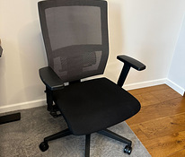 Эргономичное офисное кресло «Таск»