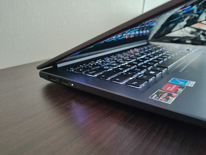 ASUS VivoBook Pro 14 OLED (5 foto / 10)