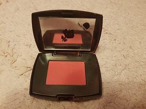 LANCOME Румяна (3 фото из 3)