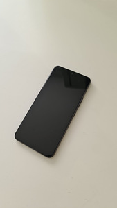 Samsung S22 128GB (1 foto / 2)