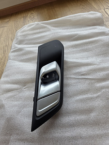 Uksekäepide BMW x5-le G05, 5122 7454814 (3 foto / 4)
