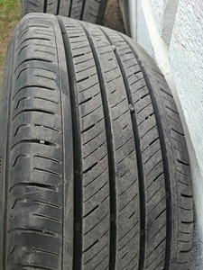Volvo XC60 valuveljed (7 foto / 9)