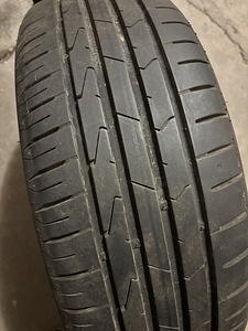 Диски Шины 195/60 R15 Hankook (2 фото из 8)