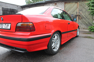 BMW E36 316 2.8 R6 142kv. (8 foto / 15)
