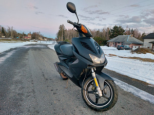 Yamaha Aerox 70cc 2011a Roller / Mopeed (3 foto / 7)