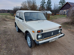 Lada Niva VAZ 2121 (1 foto / 8)