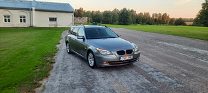 BMW 520 (1 фото из 14)