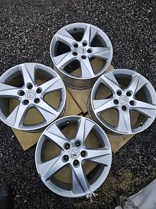 Оригинальные диски Honda r17 (1 фото из 7)