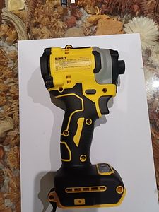 DeWalt analoog (1 foto / 3)