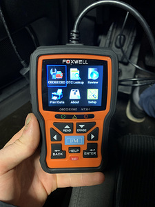 OBD-сканер FOXWELL (1 фото из 3)