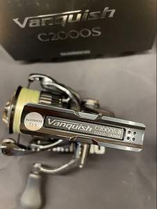 Shimano Vanquish (19) C2000S (2 foto / 2)