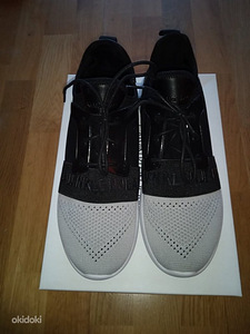 Calvin Klein tossud s.41 (2 foto / 3)