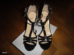 Новые туфли Versace, 40 (3 фото из 3)