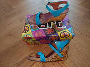 Uued Art wedge suvekingad s.41 (1 foto / 3)