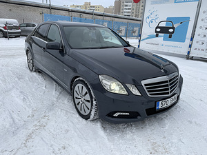 Mercedes-Benz E 250 Avantgarde 2.1 150kw w212 (2 foto / 12)