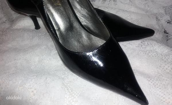 Uued Itaalia Naiste mustad tikk-kontsaga kingad, patent 38 (foto #2)