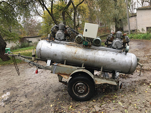 Tööstuslik õhukompressor ratastel järelveetav 490LT (1 foto / 9)