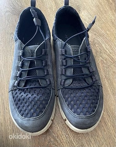 Кроссовки Ecco (2 фото из 3)