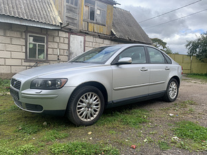 VOLVO S40 AUTOMAT 2004 (2 foto / 5)