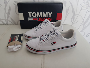 Tommy Jeans tennised, suurus 36 (8 foto / 9)