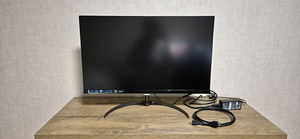 Philips monitor 27" 4K Ultra HD LCD 276E (1 foto / 6)