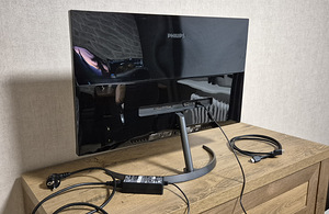 Philips monitor 27" 4K Ultra HD LCD 276E (4 foto / 6)