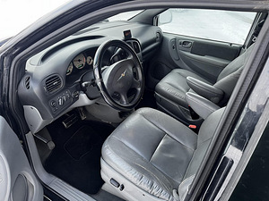 Chrysler Grand Voyager 2.8 110kW (8 foto / 13)