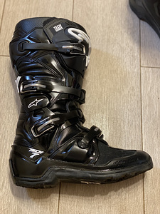 Motosaapad,Alpinestars Tech 7 Enduro (3 foto / 5)