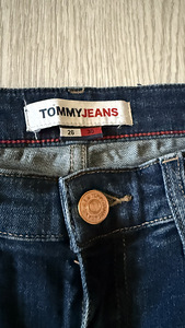 Джинсы Tommy Jeans nr.26/30 (3 фото из 3)