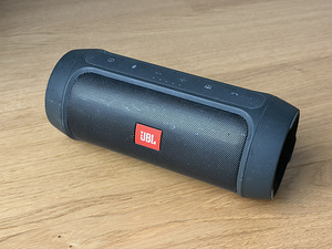 JBL Charge 2+ (aku läbi) (1 foto / 2)