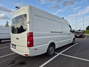 Volkswagen Crafter холодильник (двухкамерный) (2 фото из 10)