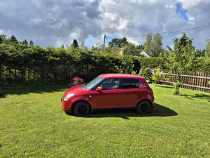 SUZUKI SWIFT (5 фото из 15)