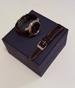 Longines Conquest V.H.P. (Very High Precission) 41 mm (3 foto / 4)