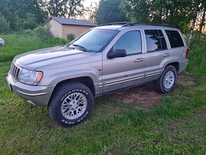 Jeep Grand Cherokee (1 foto / 6)