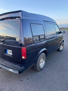 Chevrolet Astro (4 foto / 13)