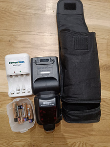 Nikon sb900 (2 фото из 2)