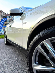 Infiniti EX30 Premium AWD 3.0 TDI V6 175kv (3 foto / 15)