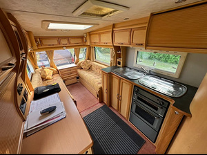 Haagissuvila ELDDIS SUNSEEKER 482. 2005a (4 foto / 10)