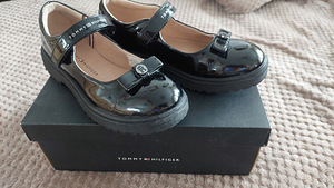 Laste kingad Tommy Hilifiger, 34s (3 foto / 4)