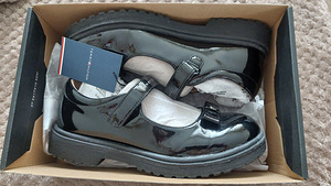 Laste kingad Tommy Hilifiger, 34s (4 foto / 4)