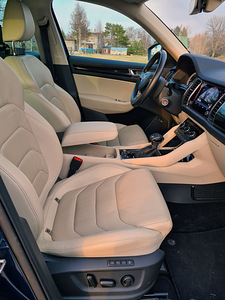 Škoda Kodiaq Elegance 2.0 132kw 7 kohta (8 foto / 15)