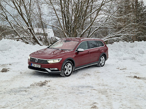 VW Passat Alltrack 2.0 BiTDi 176kw (2 foto / 15)