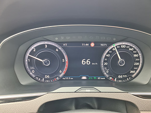 VW Passat Alltrack 2.0 BiTDi 176kw (9 foto / 15)